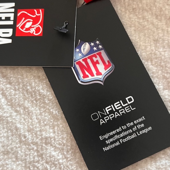 NEW WITH TAGS: TAMPA BAY BUCCANEERS GRONKOWSKI JERSEY #87 - Picture 4 of 10